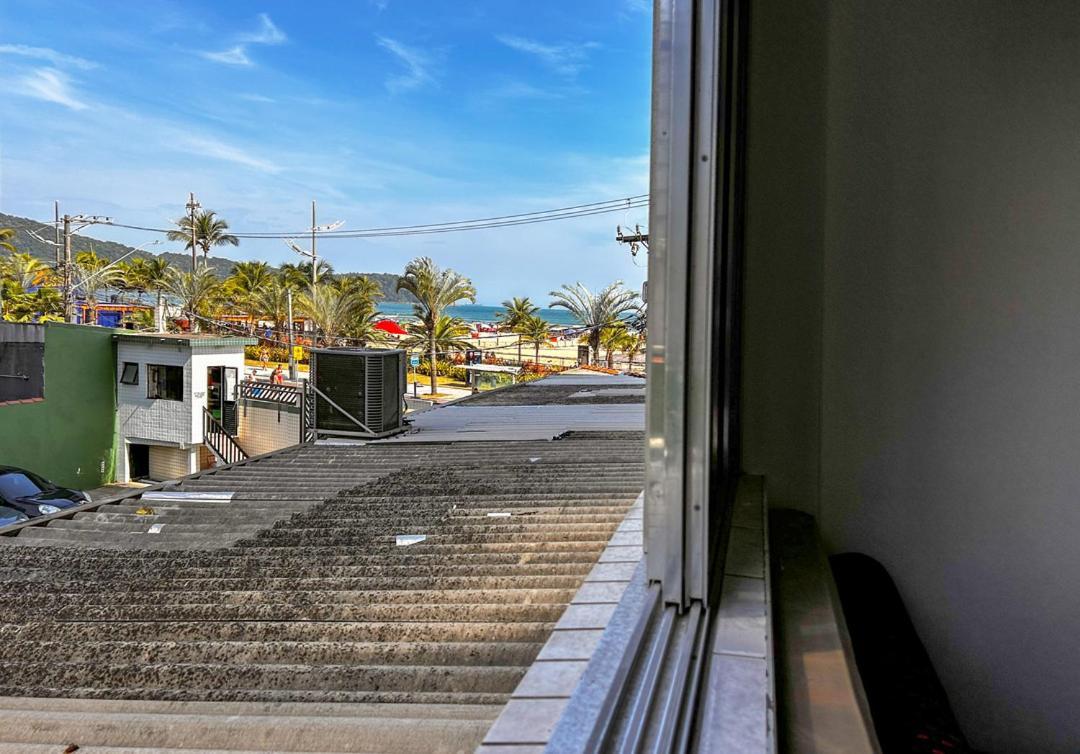 Otimo Loft Pe Na Areia Na Praia Da Guilhermina Sp Apartment Praia Grande  Exterior photo